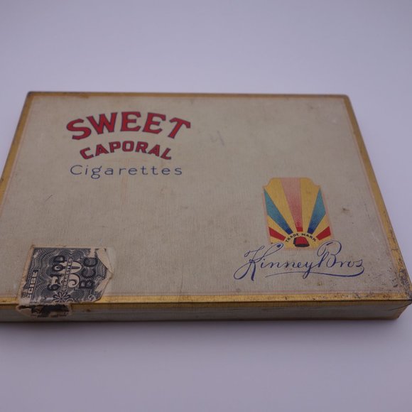 Vintage Sweet Caporal Cigarettes Kinney Bros Tin - Picture 5 of 16